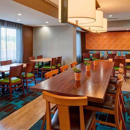 Fairfield Inn By Marriott Richmond New Paris Εξωτερικό φωτογραφία