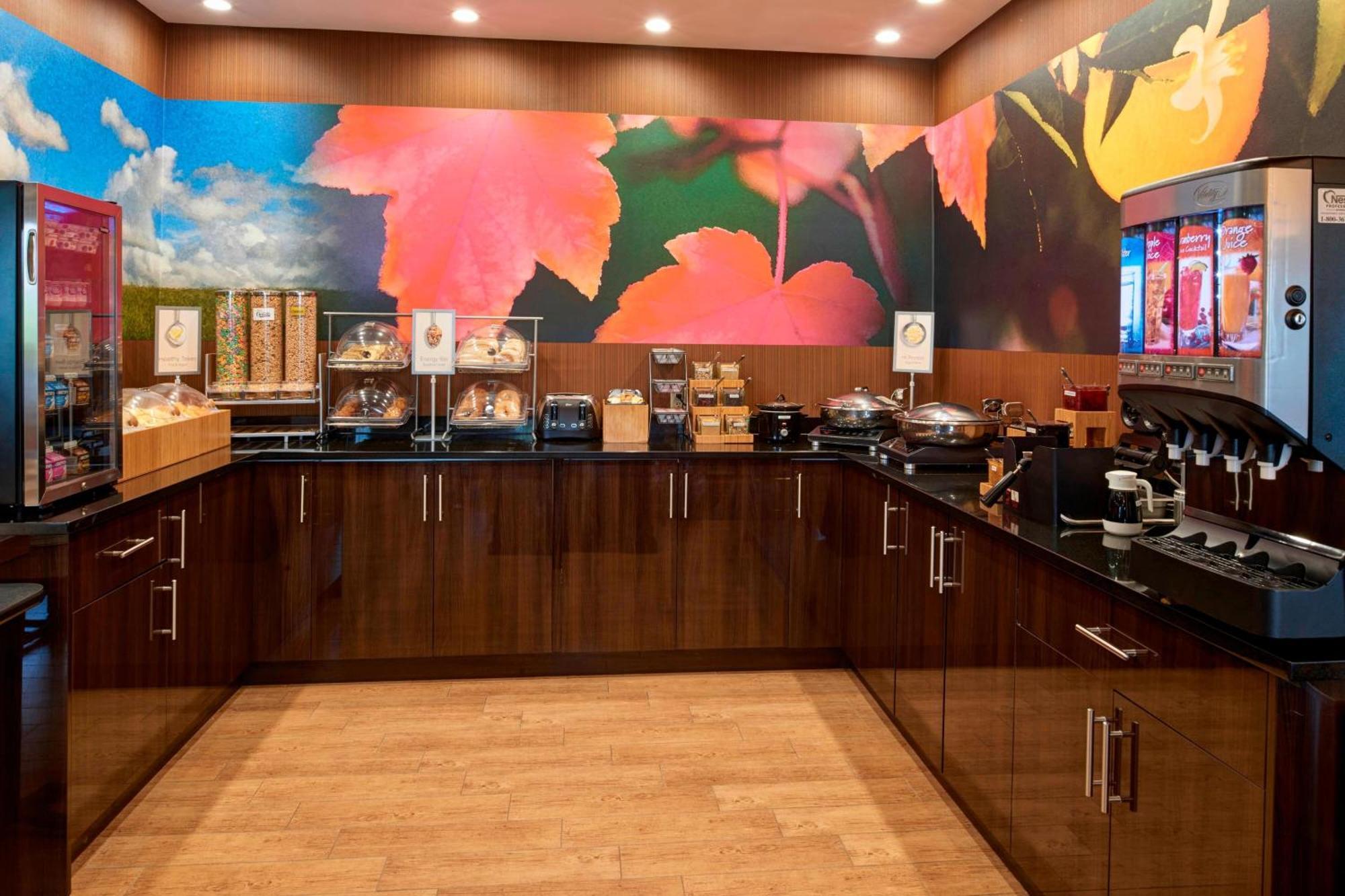 Fairfield Inn By Marriott Richmond New Paris Εξωτερικό φωτογραφία