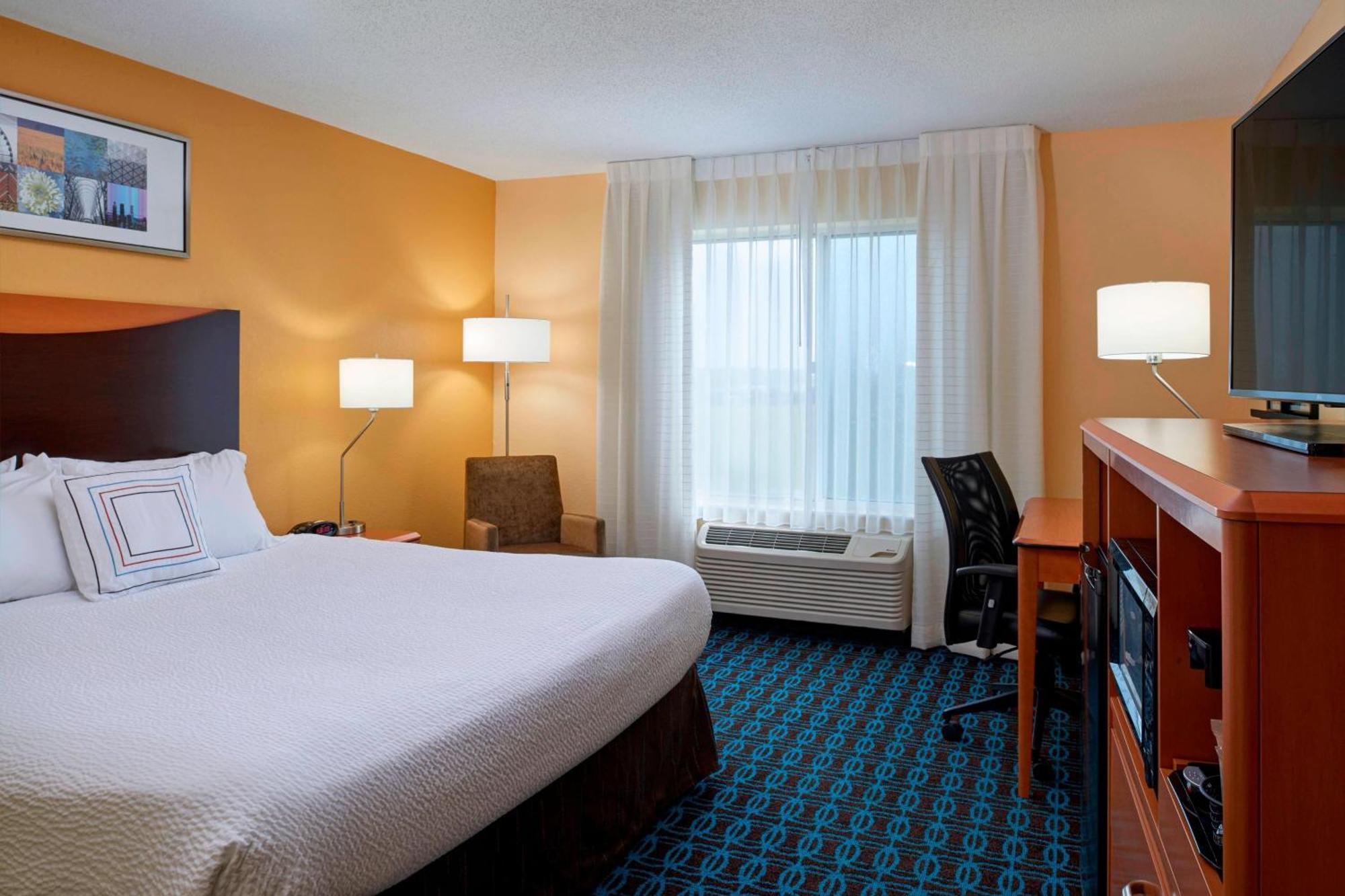 Fairfield Inn By Marriott Richmond New Paris Εξωτερικό φωτογραφία