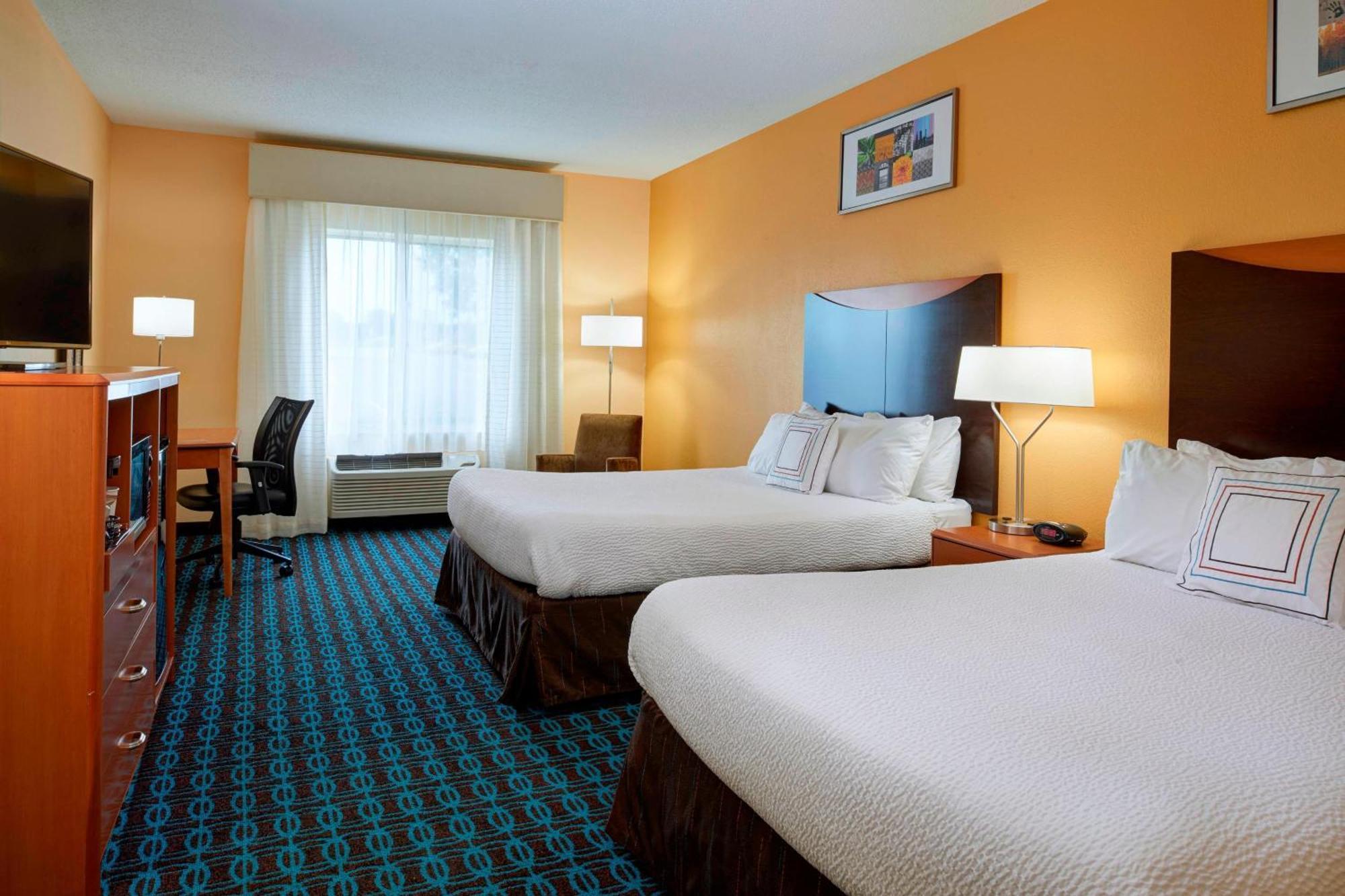 Fairfield Inn By Marriott Richmond New Paris Εξωτερικό φωτογραφία