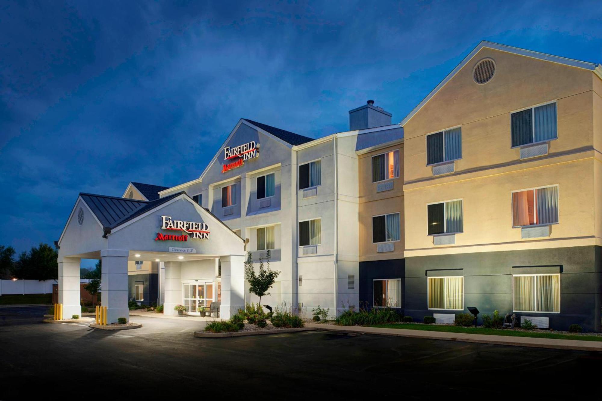Fairfield Inn By Marriott Richmond New Paris Εξωτερικό φωτογραφία